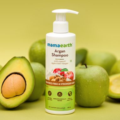 mamaearth argan & apple cider vinegar shampoo for dry & frizzy hair