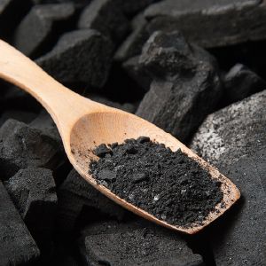 Charcoal Face Scrub For Oily Skin in Inida