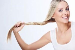 strengthens hair with onion shampoo and conditioner