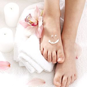 Mamaeartrh scrub Removes Skin Tan, mamaearth ubtan body scrub review 